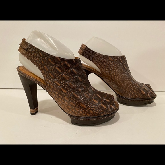 Maxazria Croc print slingback sandals mules leather heels brown 37.5 - Picture 3 of 9